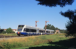 646 109 auf der Insel Usedom am Bahnhof Zinnowitz mit Formsignale