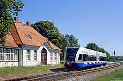 646 107 auf der Insel Usedom im Kreuzungsbahnhof Trassenheide