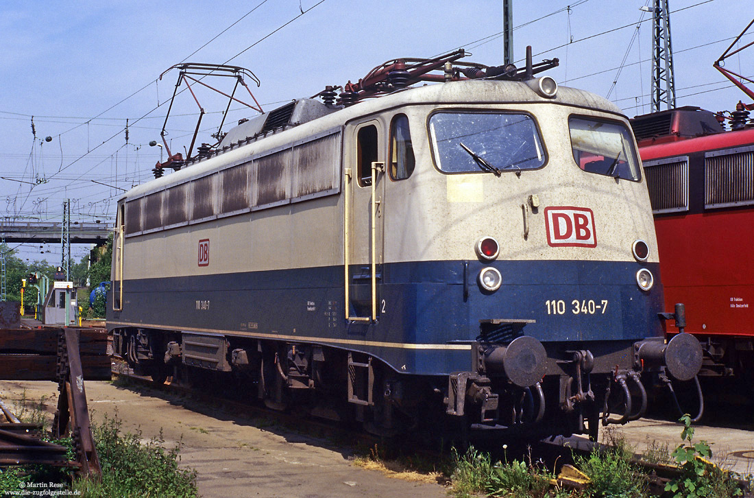 110 340 in ozean/blauer Lackierung in Köln Bbf