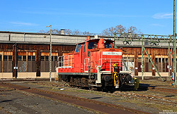 362 589 in verkehrsrot in Stuttgart Bbf