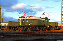 E93 12 im Bahnhof Koblenz-Lützel