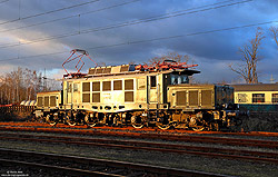 E94 279 (194 579) im abendlichen Licht in Koblenz-Lützel