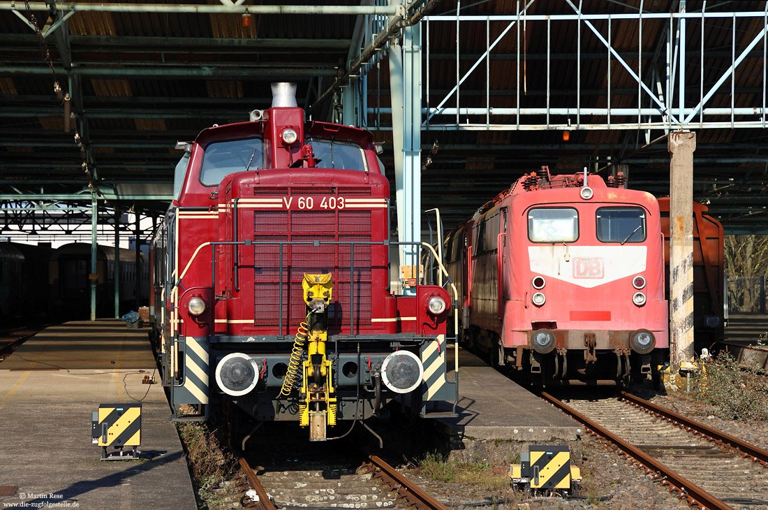 110 226 von TRI und V60 403 in Köln Bbf
