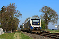 VT648 422 zusammen mit VT648 421 als RE82265 nach Düsseldorf bei Tönisvorst auf der Strecke Kleve - Krefeld