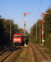 Am 23.10.2011 musste ich mit meinem IC2331 in Marienhafe die Zugkreuzung mit dem IC134 (Norddeich Mole – Luxemburg) abwarten. Natürlich war die Kamera passend zur Hand!