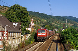 143 313 auf der rechten Rheinstrecke bei Lorch
